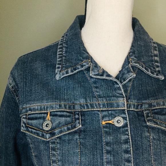 Chico’s Platinum Denim Jacket, Chico’s Size 1 (M/8) - Picture 4 of 8